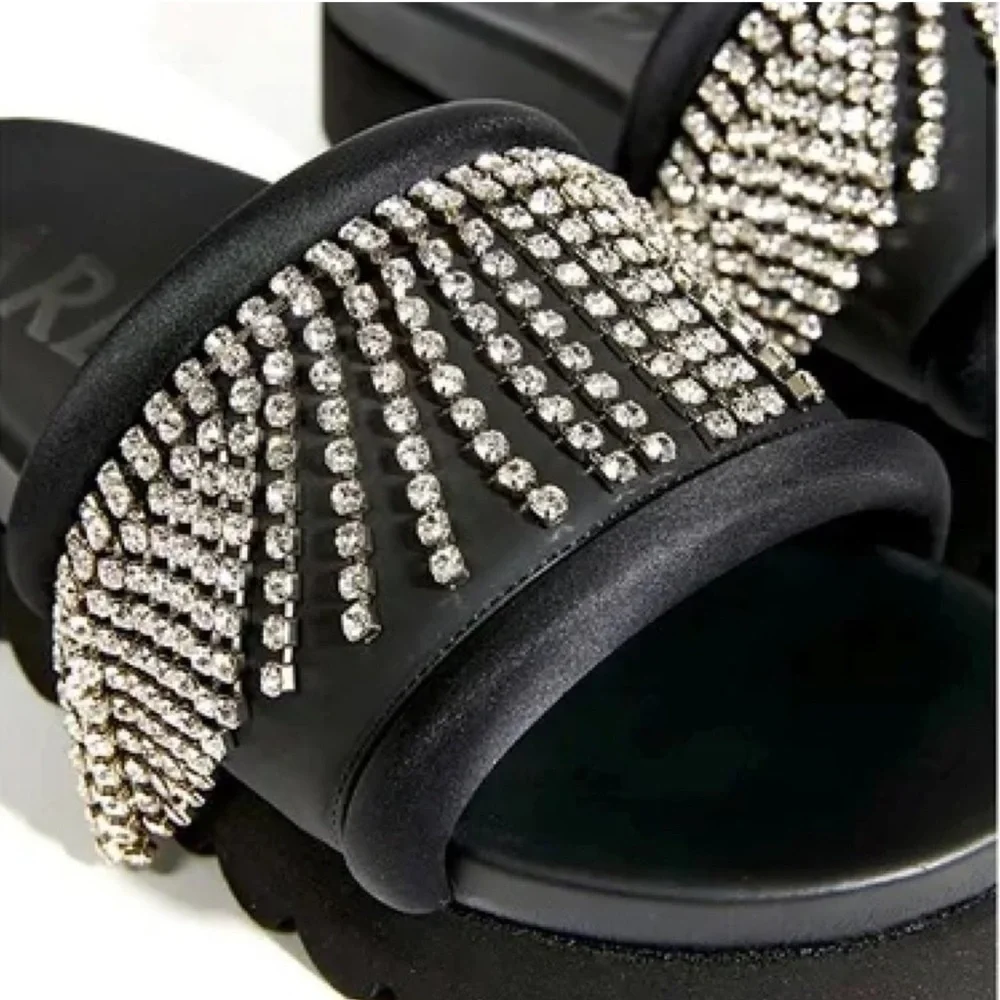 Area Crystal Fringe Platform Slides